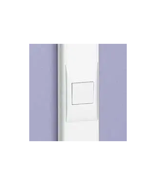 Support avec plaque de finition