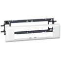 Support avec plaque de finition