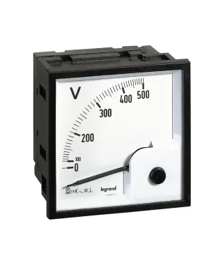 C - VOLTMETRE ANALOGIQUE A FUT C