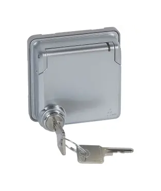 C - ADAPTATEUR AVEC VOLET A CLE