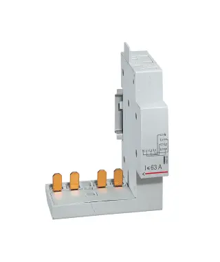 Module de raccordement par peign