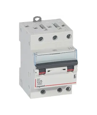 C - DISJONCTEUR DX³ 6000-VIS/VIS