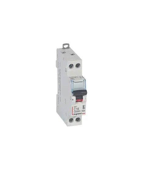 B - DISJONCTEUR DX³10000 16KA AR