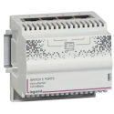 B - SWITCH 4 SORTIES RJ45 - POUR