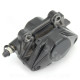 ETRIER DE FREIN SCOOTER ADAPT. PIAGGIO 50-125 VESPA LX. VESPA S. LIBERTY. 50 ZIP / GILERA 50 DNA  ( OEM : CM065704 )
