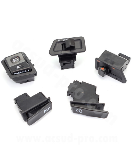 KIT COMMODO / COMMUTATEUR DROIT ET GAUCHE  MAXISCOOTER ADAPT. HONDA SH 125 2001-02 / SH 150 2001-04