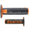REVETEMENT POIGNEE DOMINO OFFROAD NOIR / ORANGE A360 CLOSED END 120-123mm (LA PAIRE)