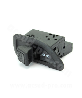 COMMUTATEUR INTERRUPTEUR BOUTON DE CLIGNOTANT ADAPT PIAGGIO 50 ZIP TYPHOON FLY LYBERTY 125-250-400CC MP3 BEVERLY X-EVO X8